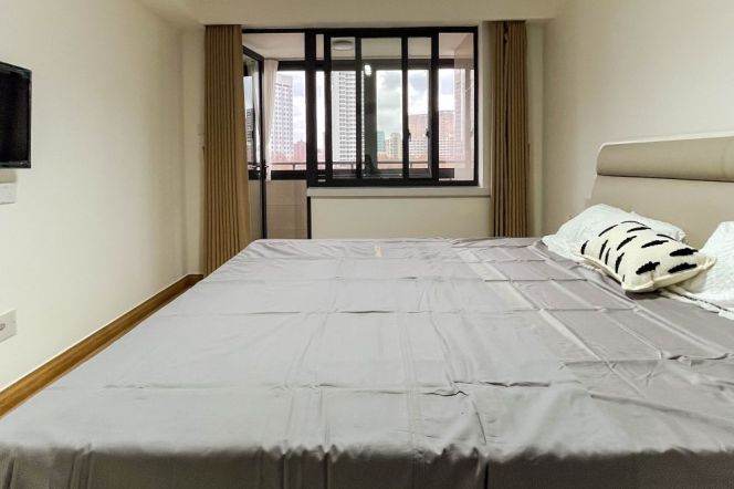 2BR Apartment in Old Xuhui (L1/L7/L9)