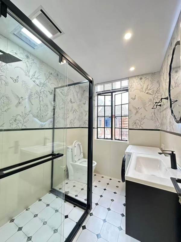 Housing image — Bathroom