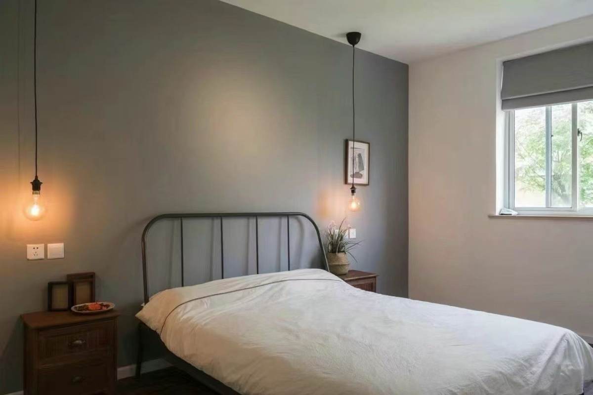 Housing image — Bedroom