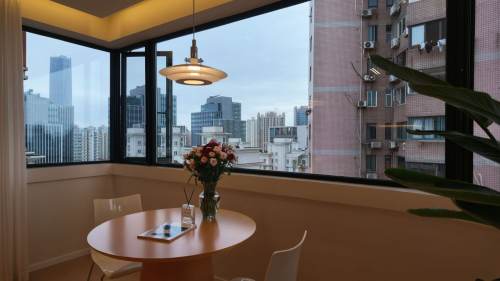 Housing image — Balcony