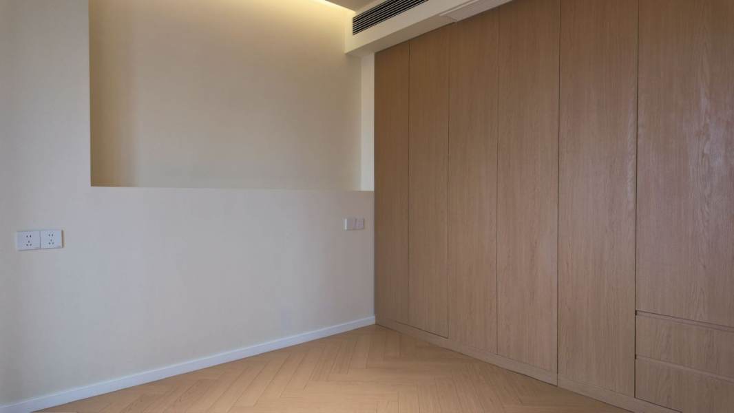 Housing image — Bedroom
