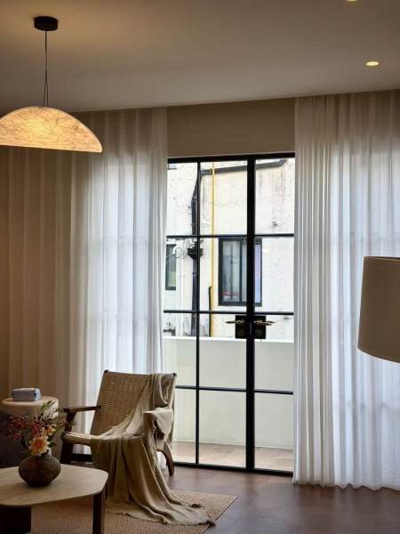 Housing image — Living Room