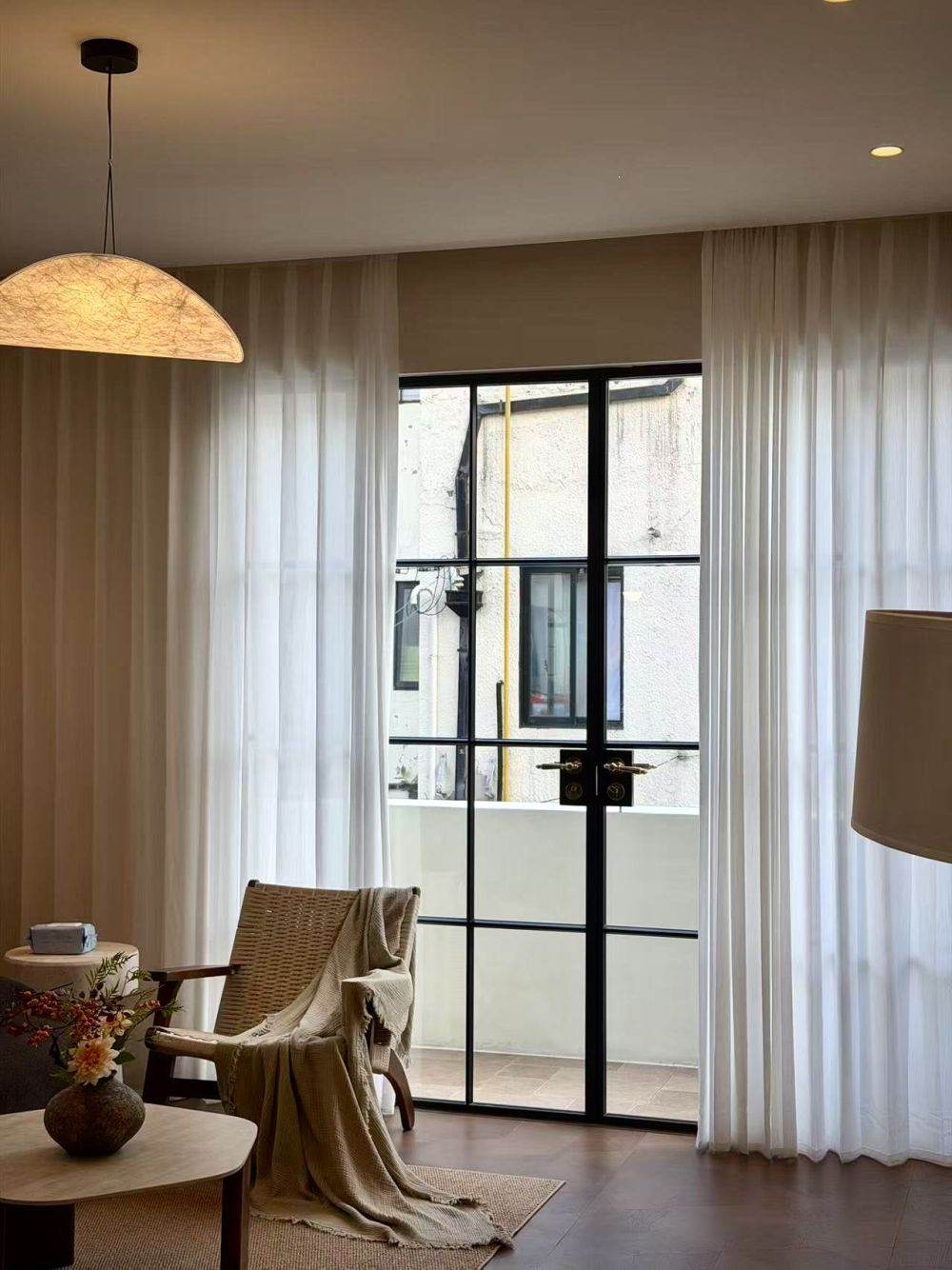 Housing image — Living Room