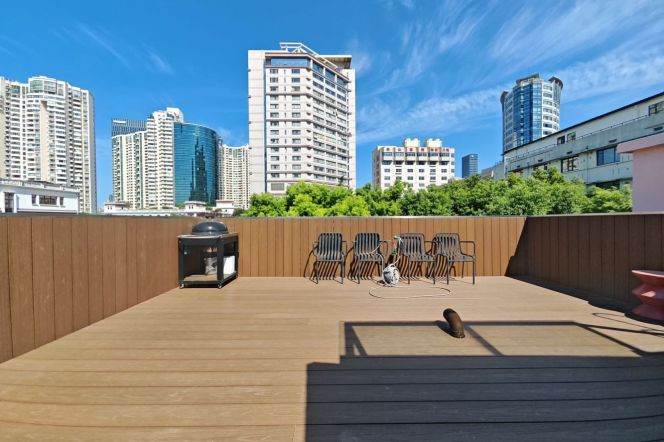 Historic 3BR Apartment in Jing'an with Terrace (L2/L7/L14)
