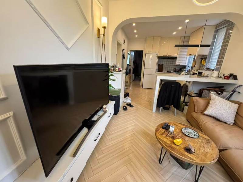 Housing image — Living Room
