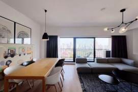 Spacious 3BR Apartment in Old Xuhui (L1/L10)