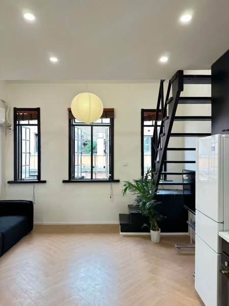 Housing image — Living Room