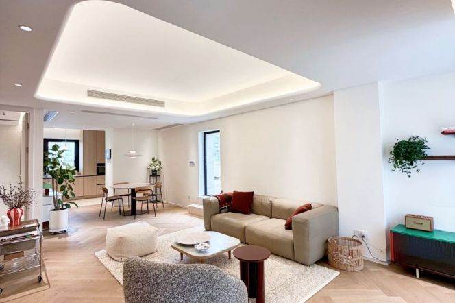 Spacious 2BR Apartment near Huaihai Lu with Terrace (L8/L10/L14)
