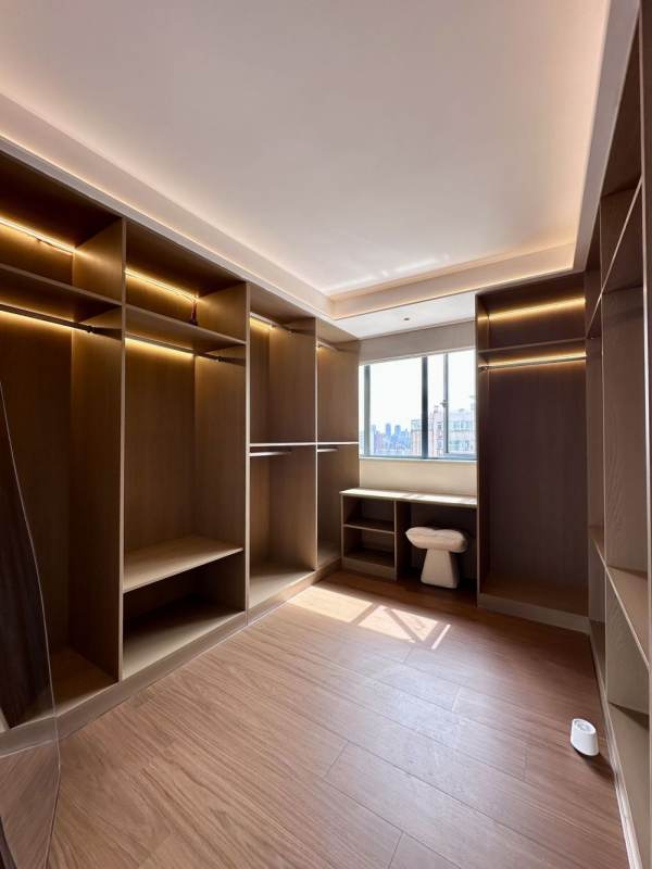 Housing image — Bedroom