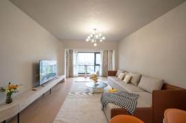 3BR Apartment near Xintiandi Metro (L8/L10/L13)