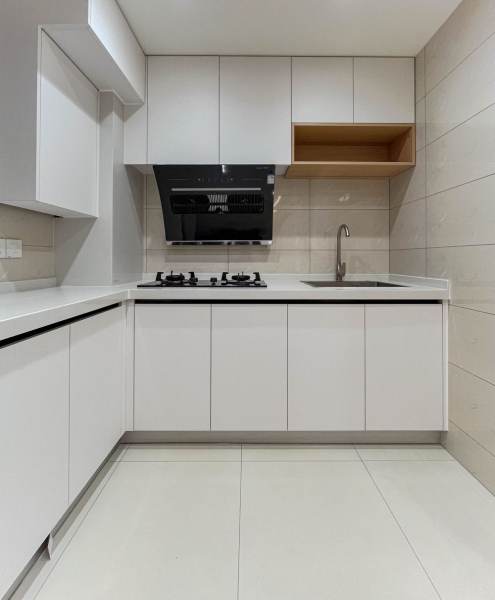 Housing image — Kitchen