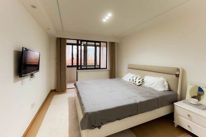 2BR Apartment in Old Xuhui (L1/L7/L9)