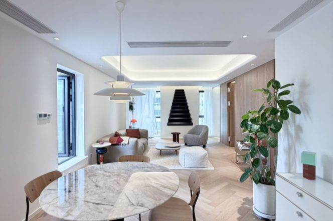 Spacious 2BR Apartment near Huaihai Lu with Terrace (L8/L10/L14)