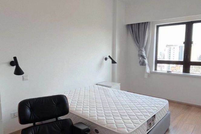 Spacious 3BR Apartment in Old Xuhui (L1/L10)