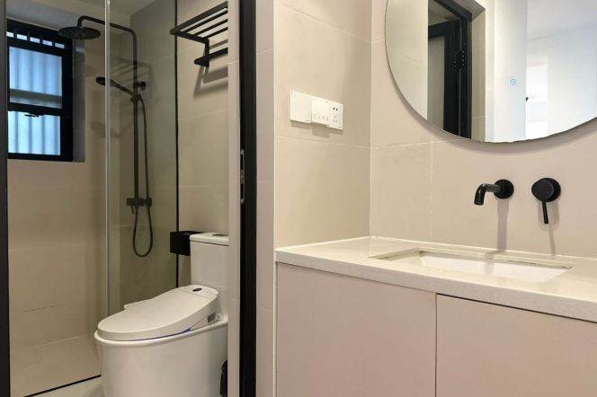 1BR Apartment in Old Xuhui (L10)