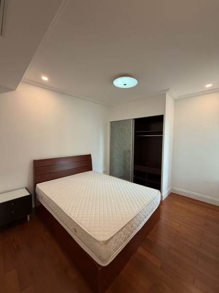 Housing image — Bedroom