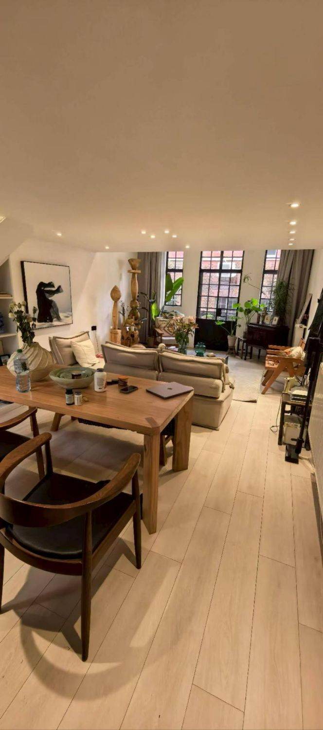 Housing image — Living Room