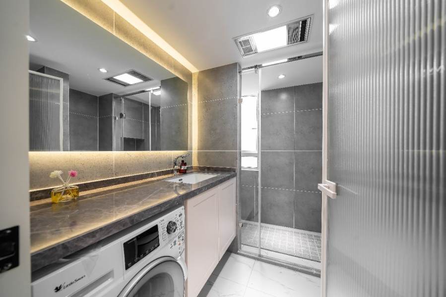 Housing image — Bathroom