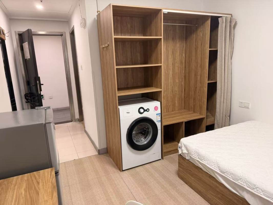 Housing image — Living Room