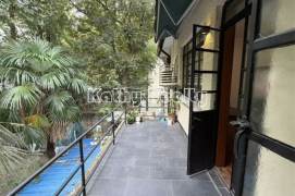 1BR Heritage Apartment near Jiaotong University Metro with Terrace