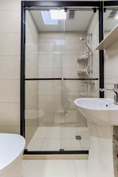 Housing image — Bathroom
