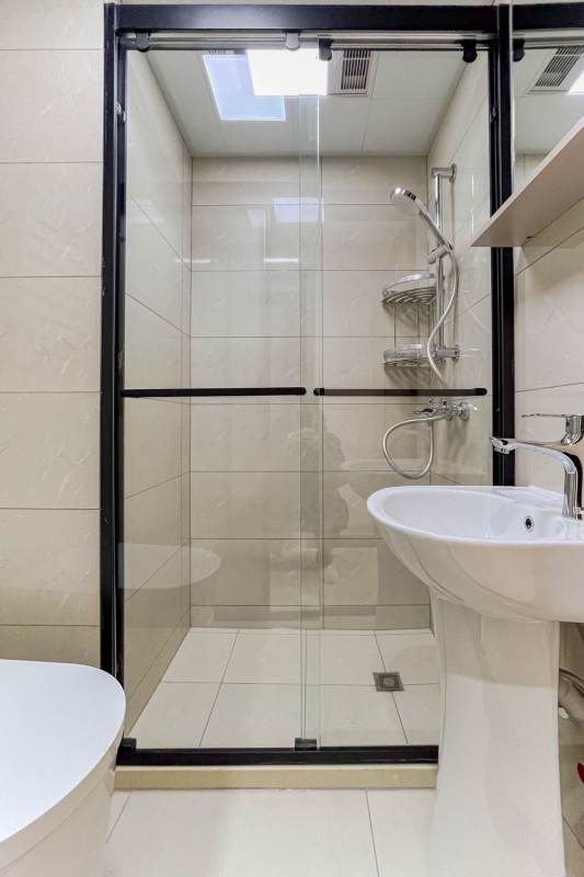 Housing image — Bathroom