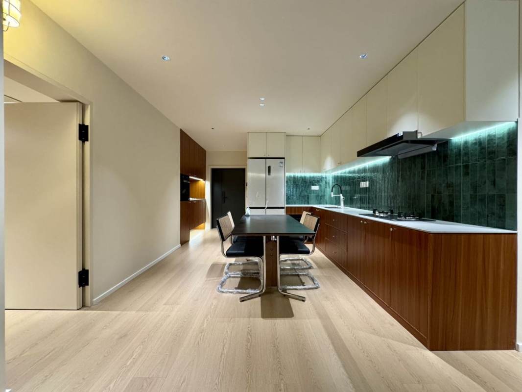 Housing image — Kitchen