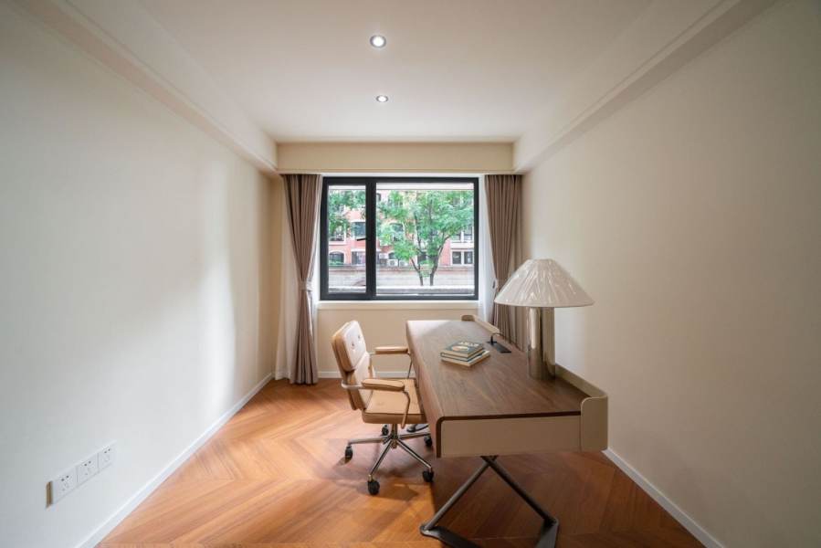 Housing image — Bedroom
