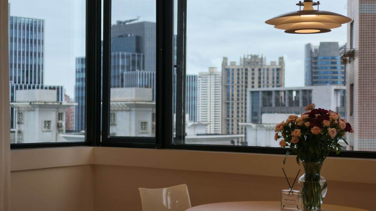 Housing image — Balcony