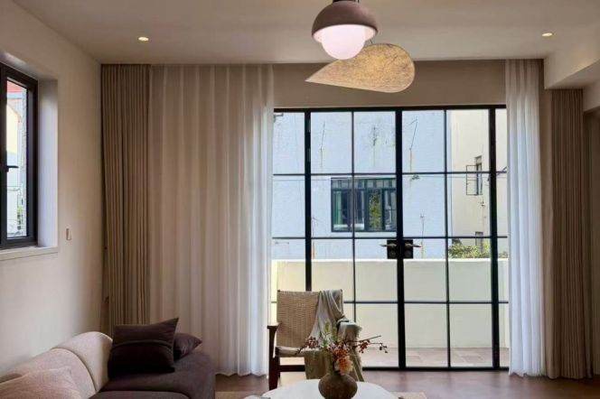 Spacious High-Ceiling 2BR Lane House in Old Xuhui (L1/L7/L9)