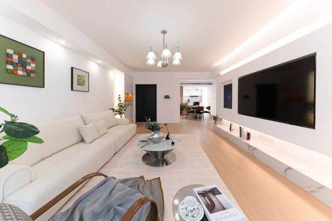 Spacious 2BR Apartment near Jiangsu Rd Metro (L2/L11)