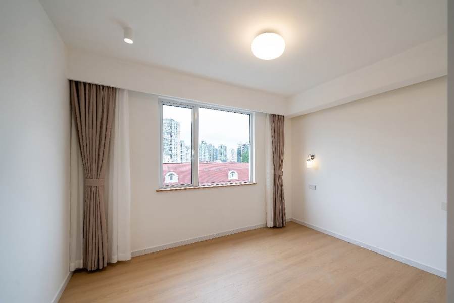 Housing image — Bedroom