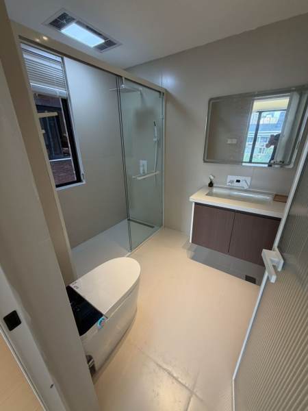 Housing image — Bathroom