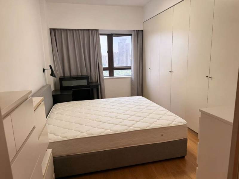 Housing image — Bedroom
