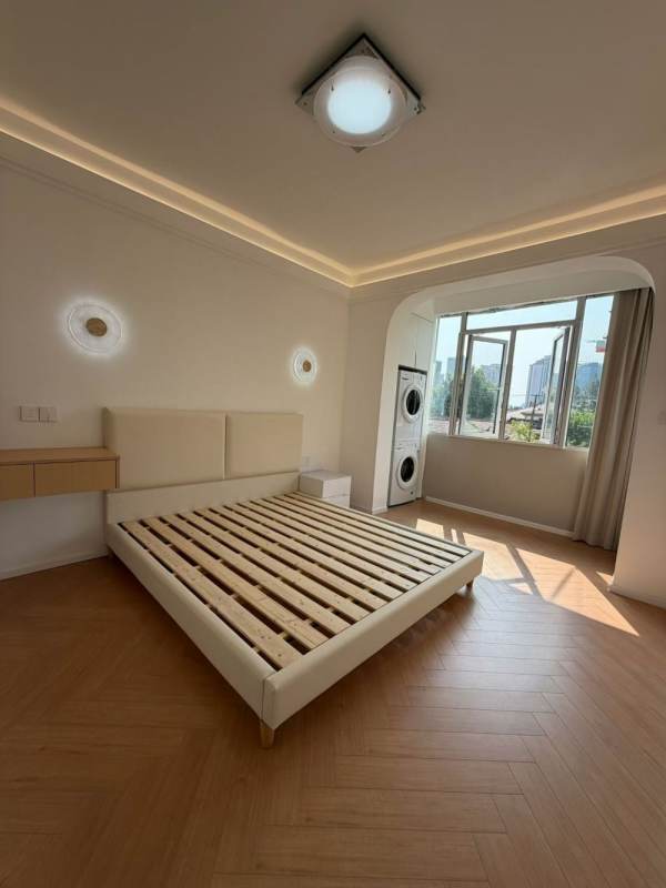 Housing image — Bedroom