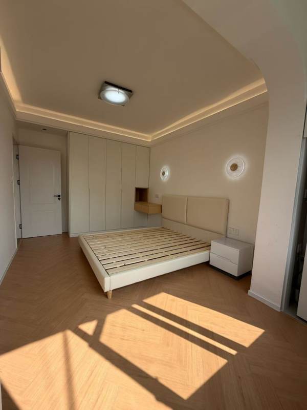 Housing image — Bedroom