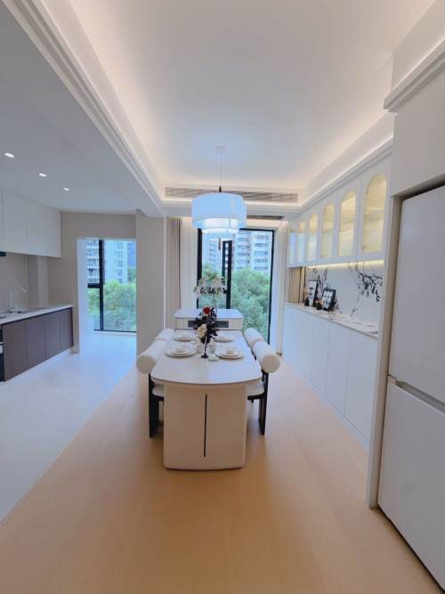 Housing image — Dining Area