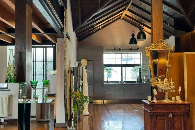 Spacious 1BR Heritage Apartment in Old Xuhui (L1/L7/L9)