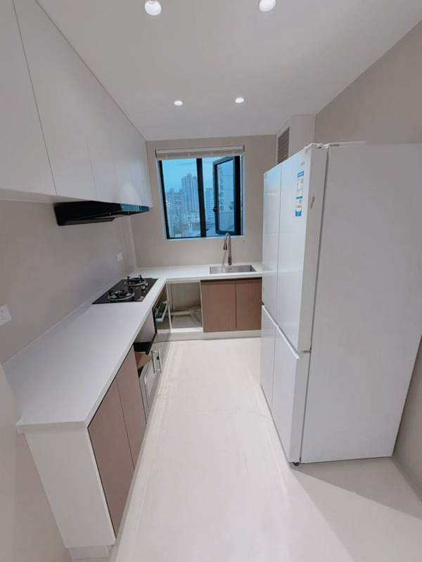 Housing image — Kitchen