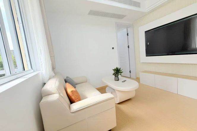 1BR Apartment in Gubei (L2/L15)
