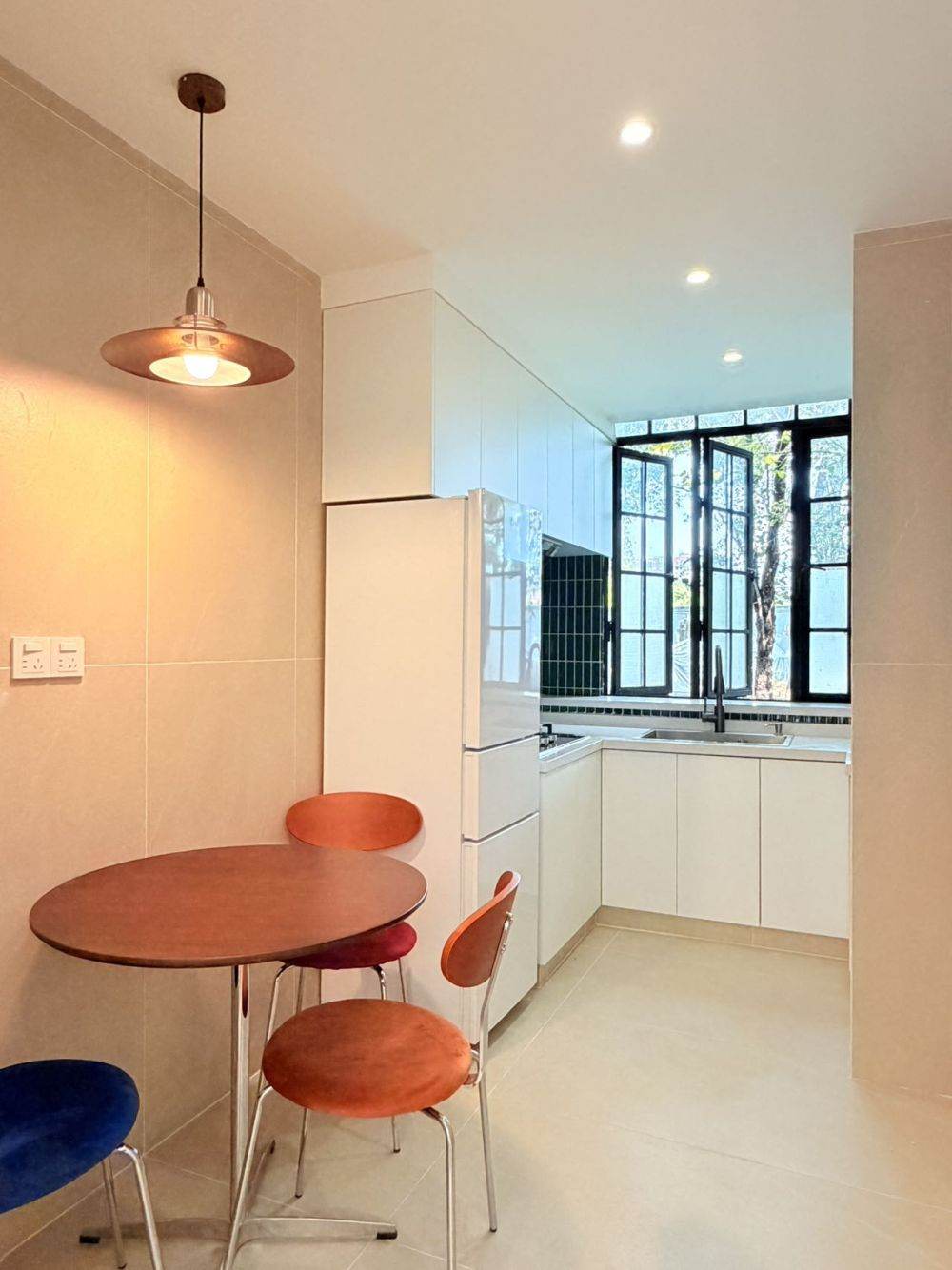 Housing image — Dining Area