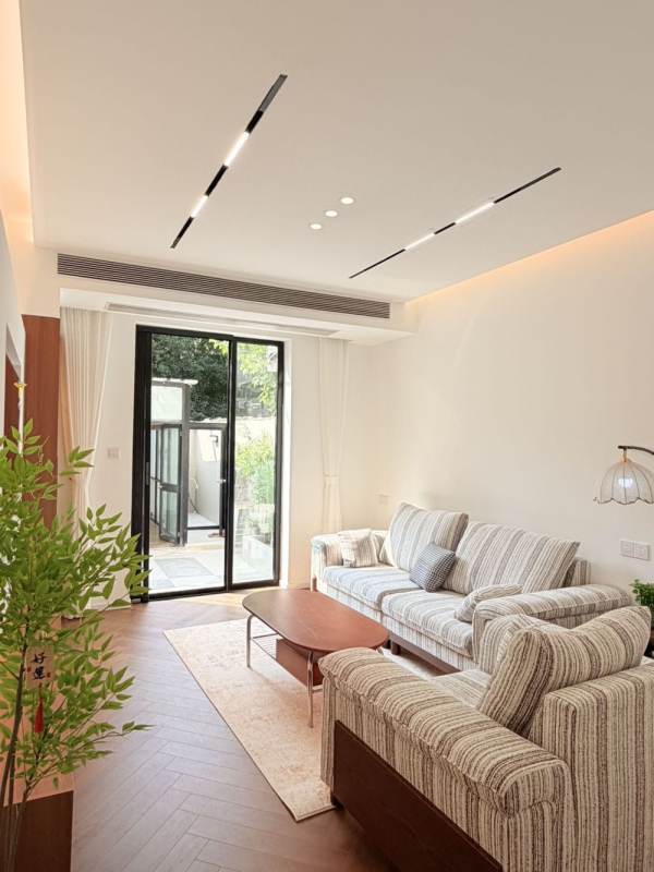 Housing image — Living Room