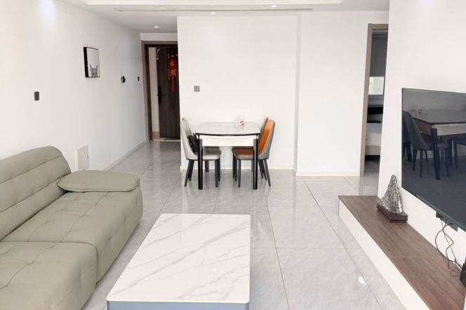 2BR Apartment in Gubei (L2)