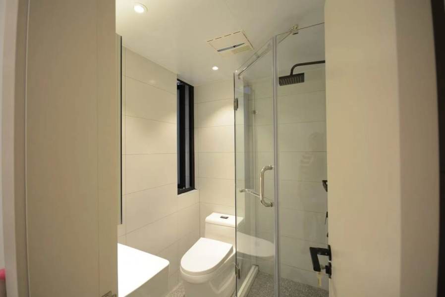 Housing image — Bathroom