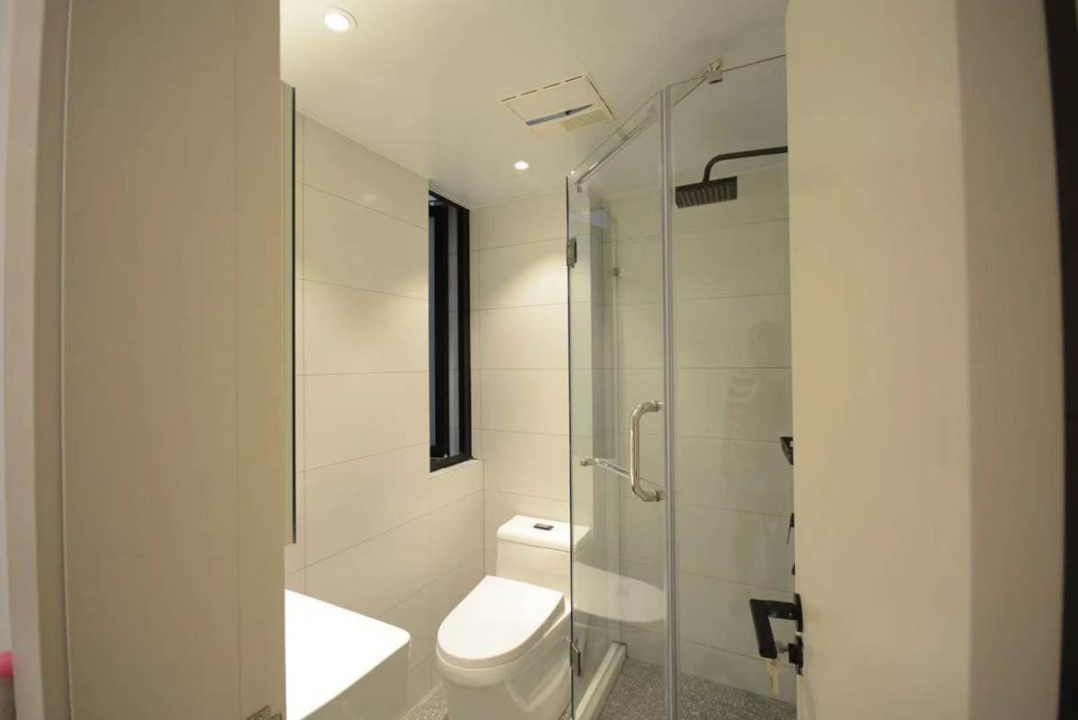 Housing image — Bathroom
