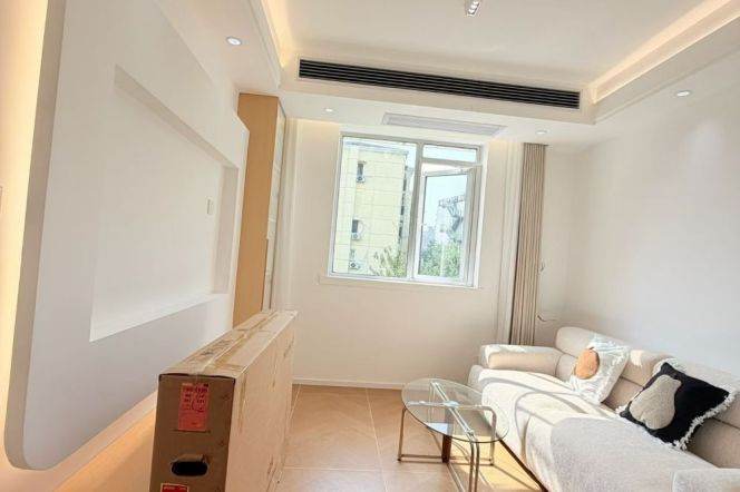 1BR Apartment near Le Bouchon (L2/L11)