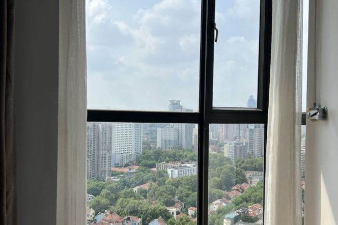 High-Floor 1BR Apartment in Old Xuhui with Outstanding View (L9/L12)