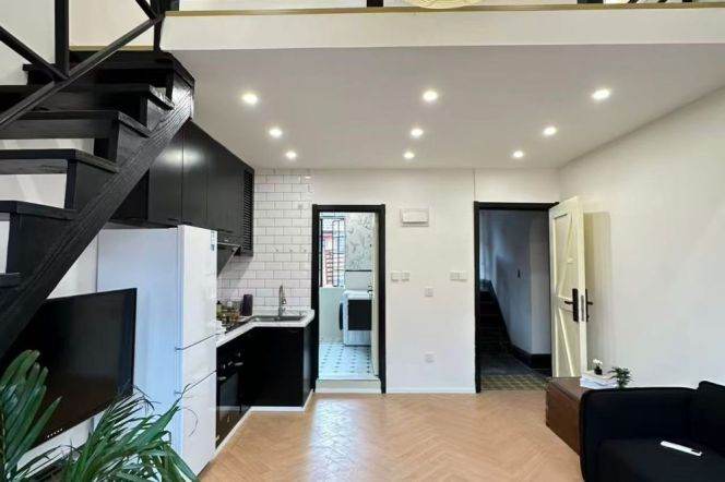 1BR Lane House near Nanjing Xi Lu (L2/L12/L13)