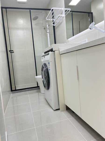Housing image — Bathroom
