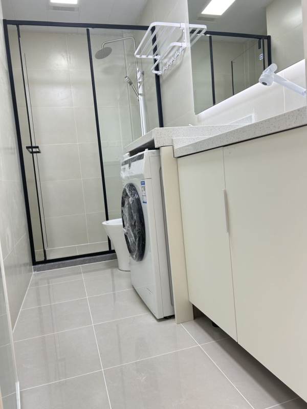 Housing image — Bathroom